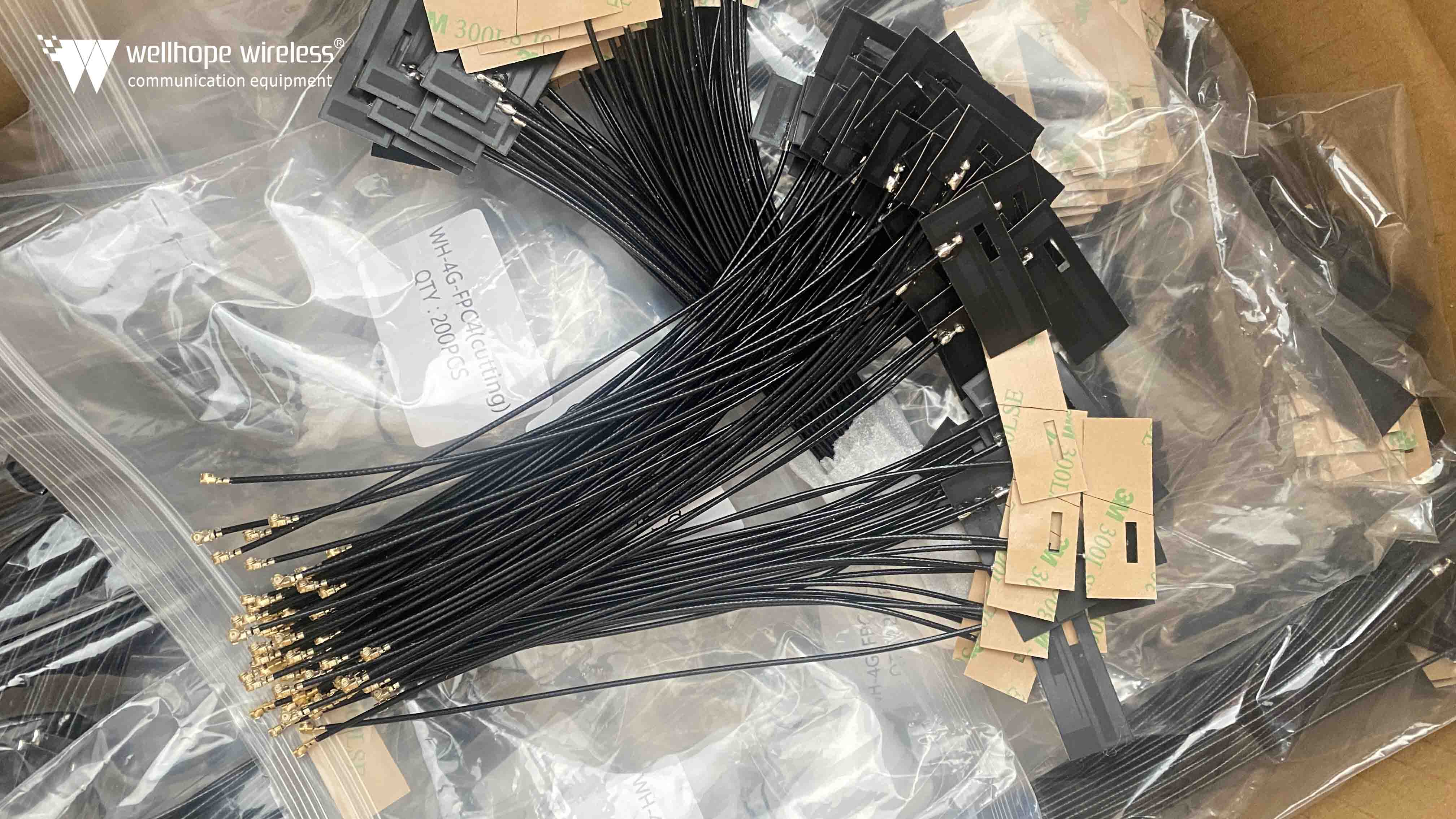 2023-3-22 10000pcs FPC antenna WH-4G-FPC4(cutting) finished 